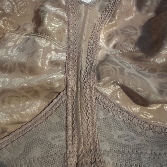 PLAYTEX 18 Hour Comfort-Strap Wireless Bra - Picture 3 of 5